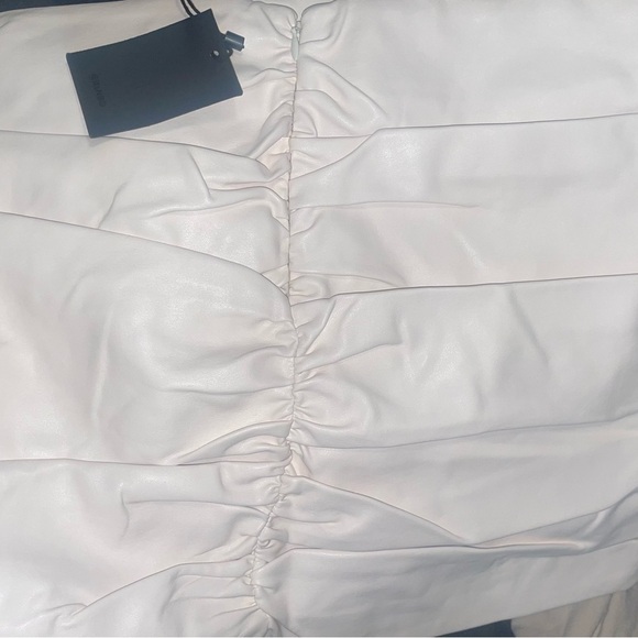 REVOLVE NBD Keoni Mini Skirt in Ivory ✨ NWT Small - Picture 9 of 10